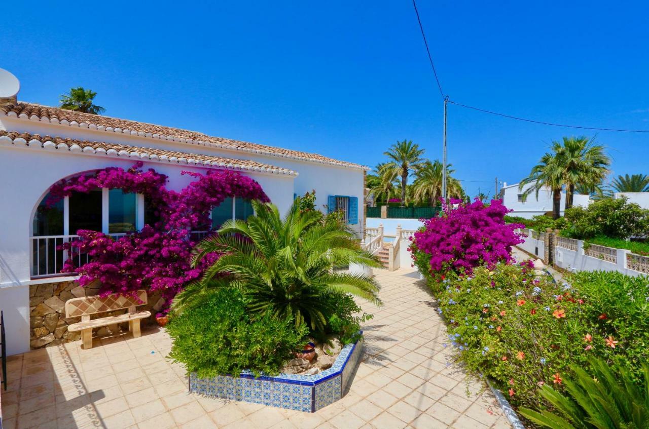 Calalga Сasa Frente A La Playa Con Piscina Privada Villa Calp Dış mekan fotoğraf