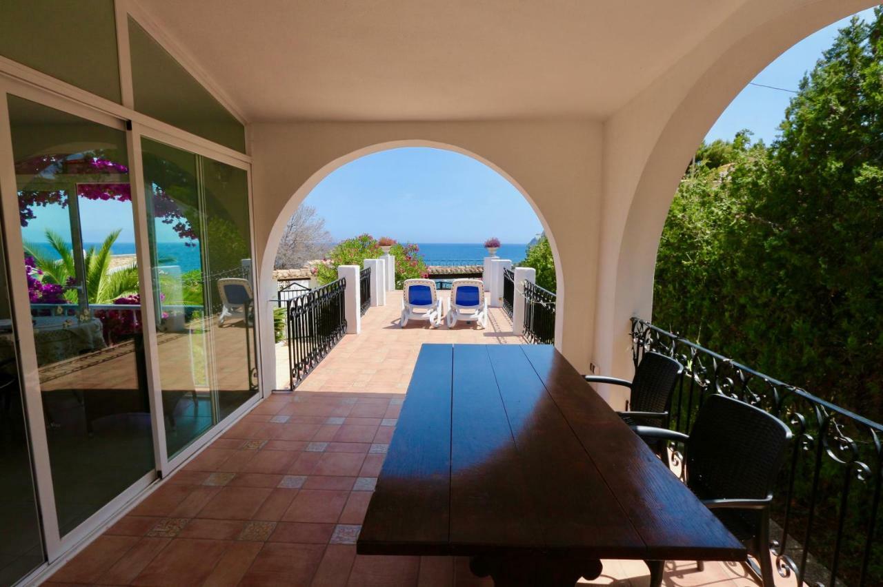 Calalga Сasa Frente A La Playa Con Piscina Privada Villa Calp Dış mekan fotoğraf