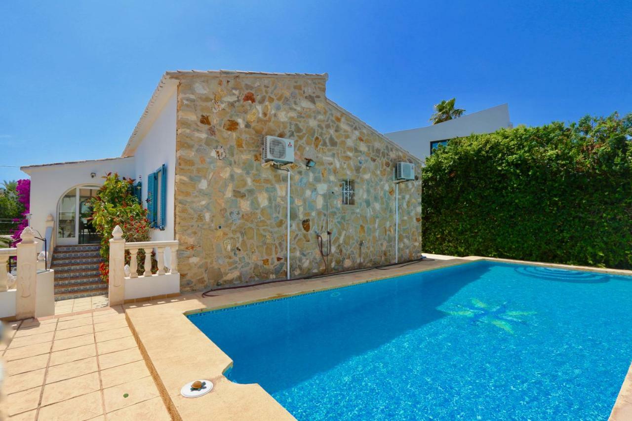 Calalga Сasa Frente A La Playa Con Piscina Privada Villa Calp Dış mekan fotoğraf